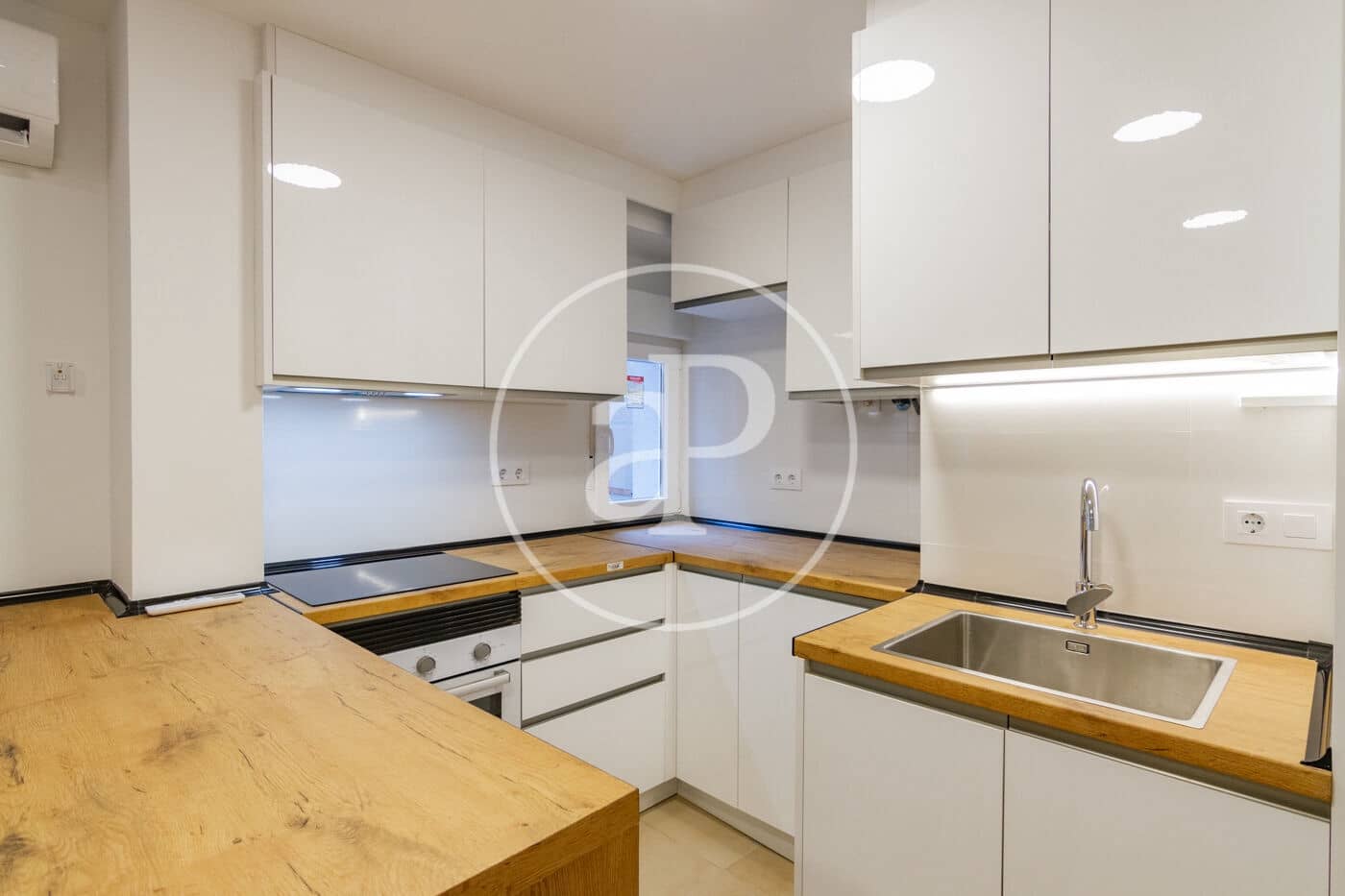 2 soverom Leilighet til salgs i Madrid by - € 293 000 (Ref: 9565253)