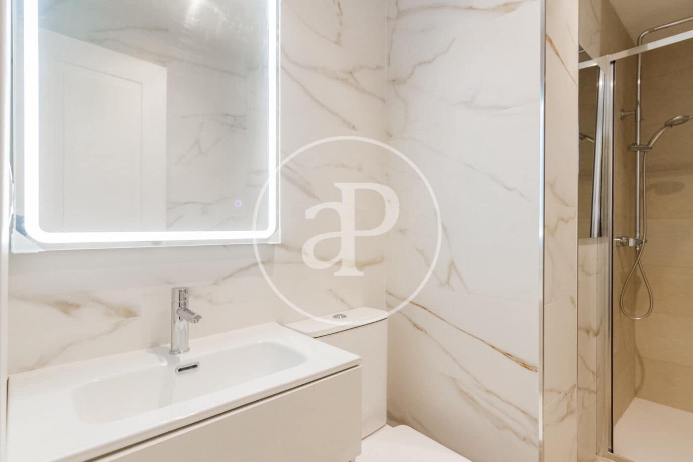 2 soverom Leilighet til salgs i Madrid by - € 293 000 (Ref: 9565253)