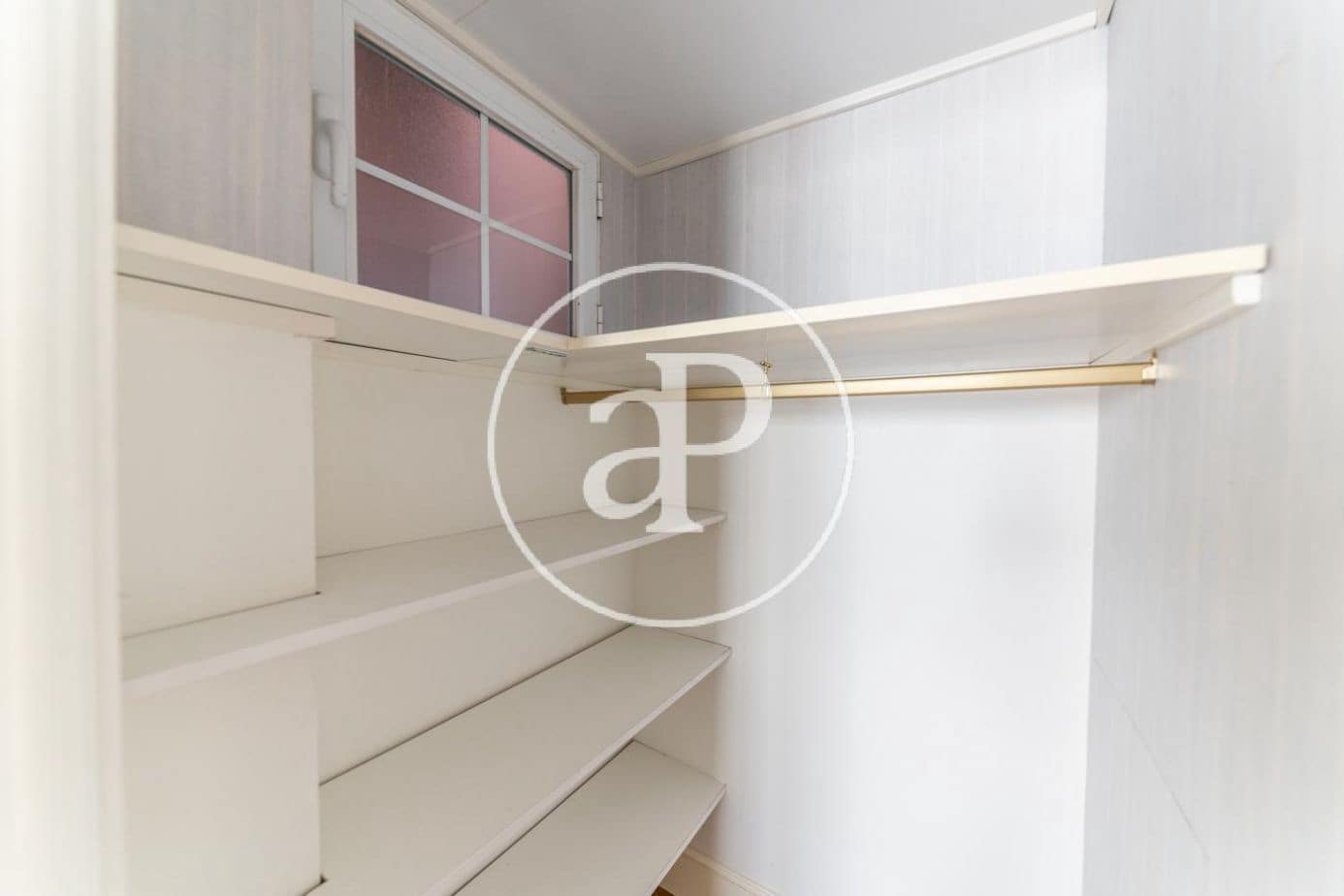 3 soveværelse Lejlighed til leje i Madrid by - € 3.900 (Ref: 9565254)