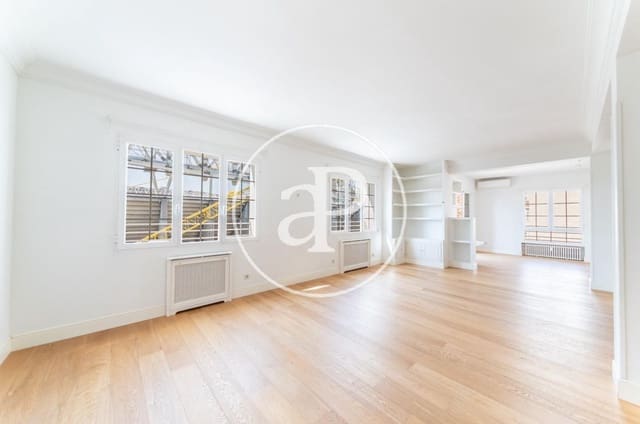 3 soveværelse Lejlighed til leje i Hispanoamérica, Madrid by - € 3.900 (Ref: 9565254)