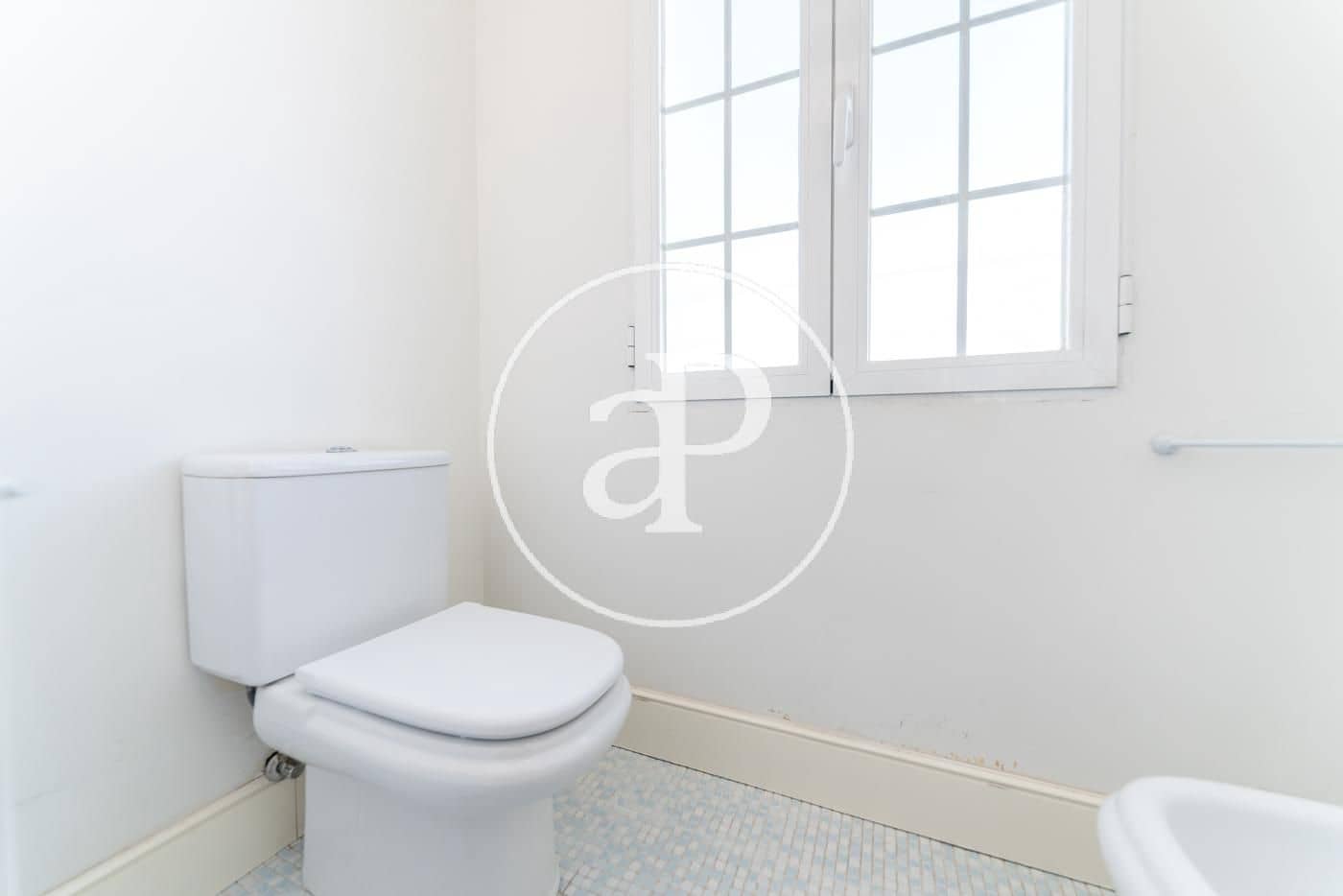 3 soveværelse Lejlighed til leje i Madrid by - € 3.900 (Ref: 9565254)