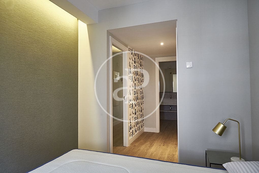 2 soveværelse Lejlighed til leje i Madrid by - € 2.550 (Ref: 9565255)