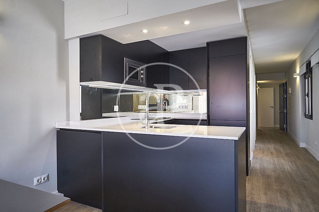 2 soveværelse Lejlighed til leje i Madrid by - € 2.550 (Ref: 9565255)