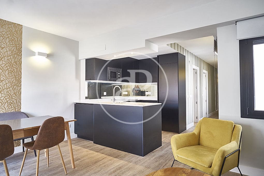 2 soveværelse Lejlighed til leje i Madrid by - € 2.550 (Ref: 9565255)