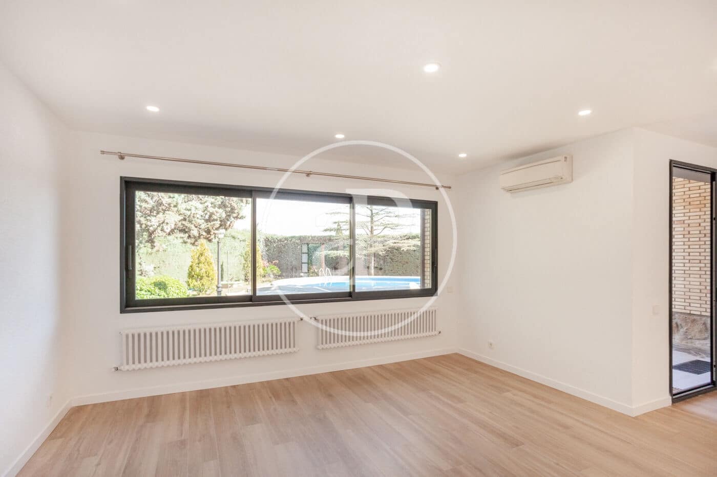 5 bedroom Villa for rent in San Sebastian de los Reyes with pool - € 6,500 (Ref: 9565256)