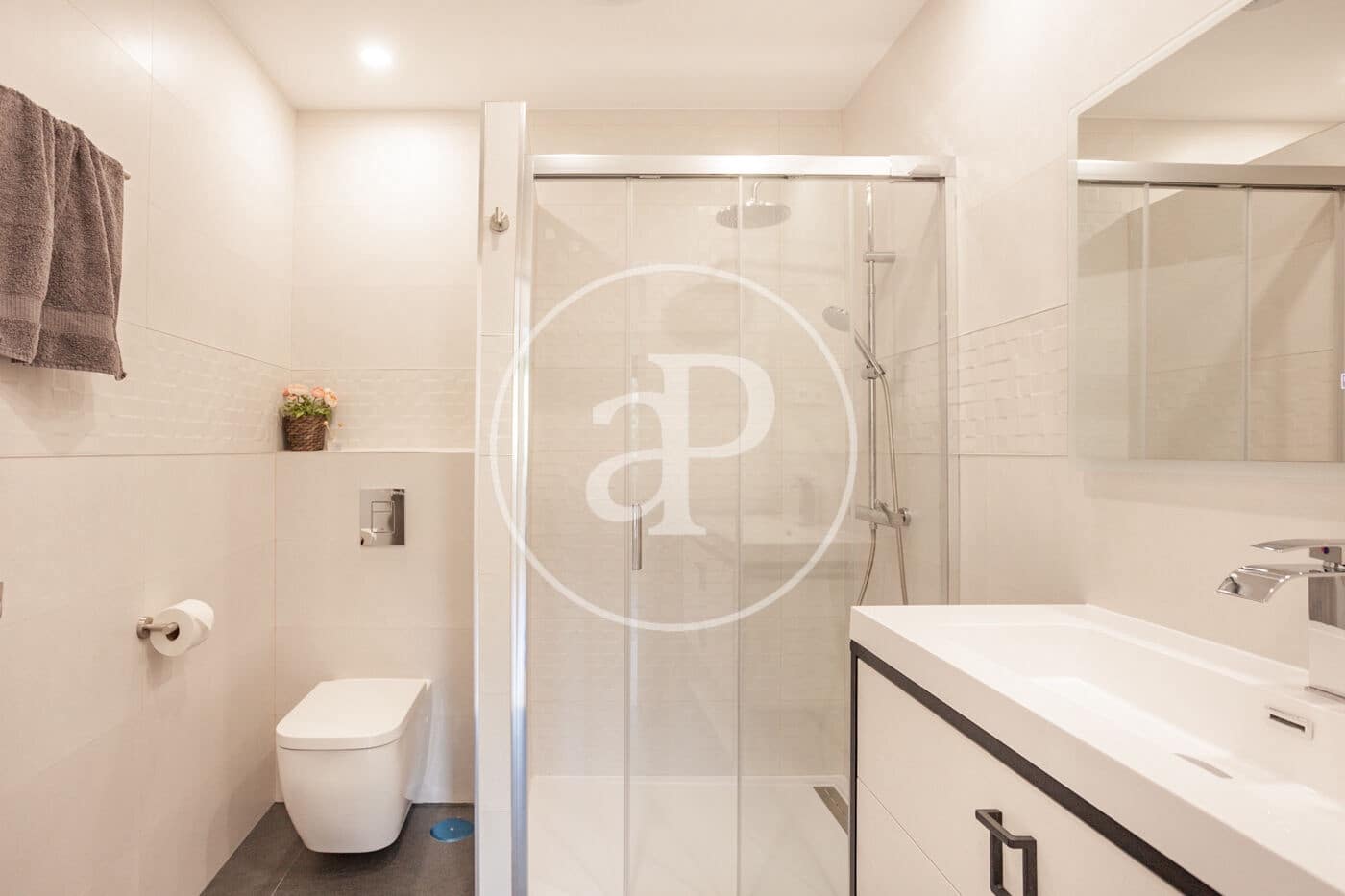 5 bedroom Villa for rent in San Sebastian de los Reyes with pool - € 6,500 (Ref: 9565256)