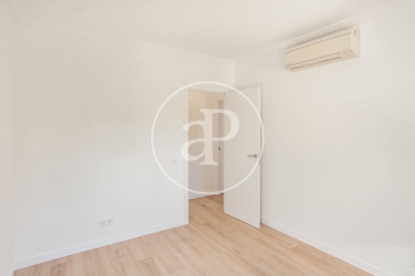 5 bedroom Villa for rent in San Sebastian de los Reyes with pool - € 6,500 (Ref: 9565256)