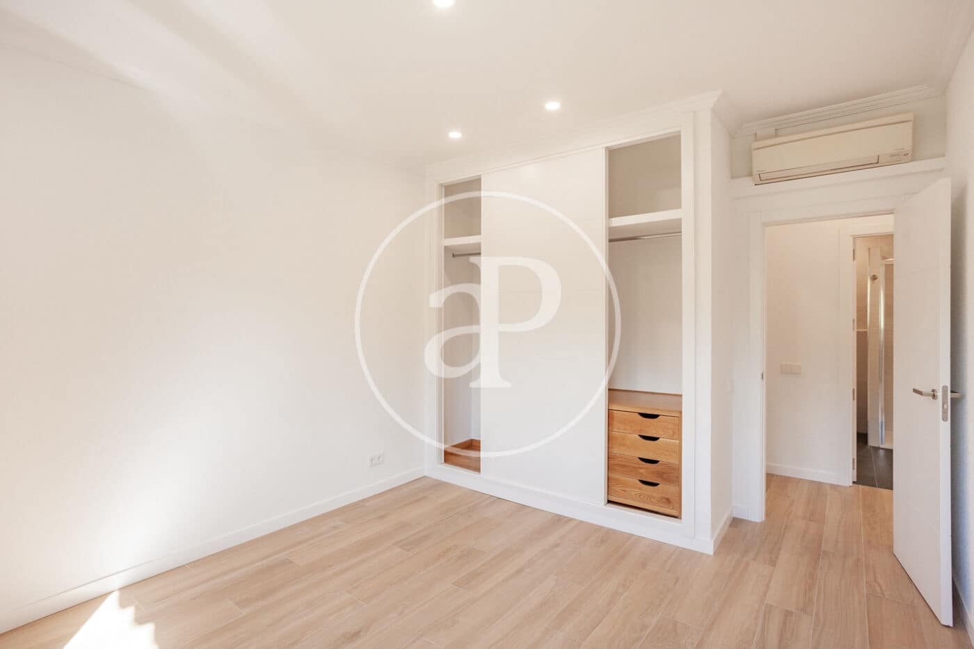 5 bedroom Villa for rent in San Sebastian de los Reyes with pool - € 6,500 (Ref: 9565256)