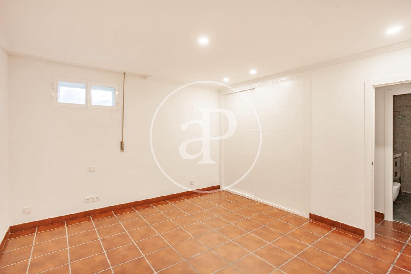 5 bedroom Villa for rent in San Sebastian de los Reyes with pool - € 6,500 (Ref: 9565256)