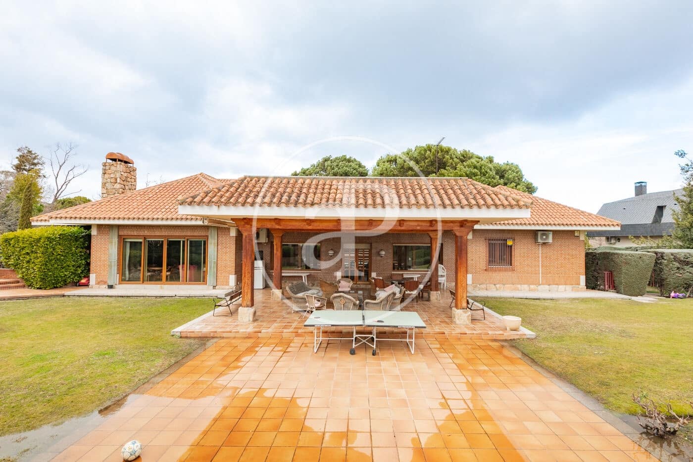 8 Zimmer Villa zu verkaufen in San Sebastian de los Reyes mit Pool - 1.790.000 € (Ref: 9568670)