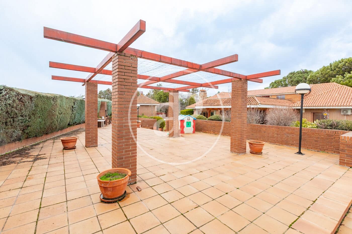 8 Zimmer Villa zu verkaufen in San Sebastian de los Reyes mit Pool - 1.790.000 € (Ref: 9568670)