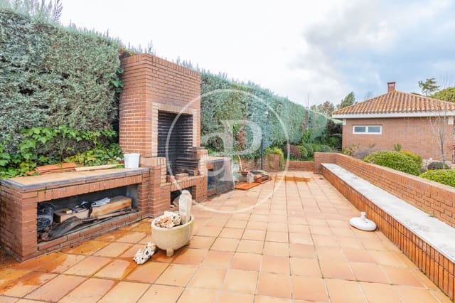 8 Zimmer Villa zu verkaufen in Fuente del Fresno, San Sebastián de los Reyes mit Pool - 1.790.000 € (Ref: 9568670)