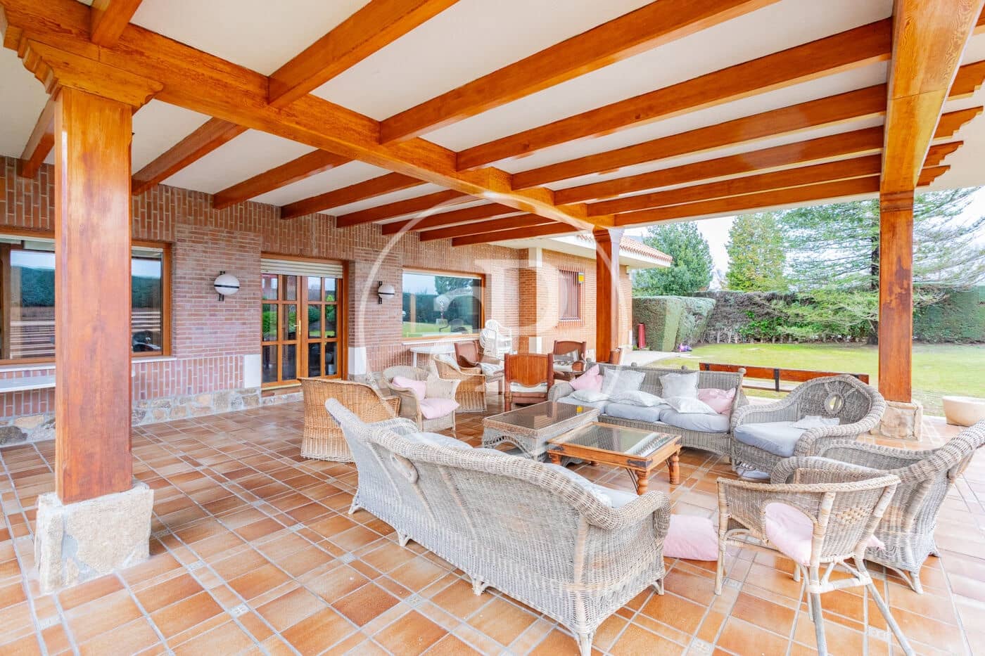 8 Zimmer Villa zu verkaufen in San Sebastian de los Reyes mit Pool - 1.790.000 € (Ref: 9568670)