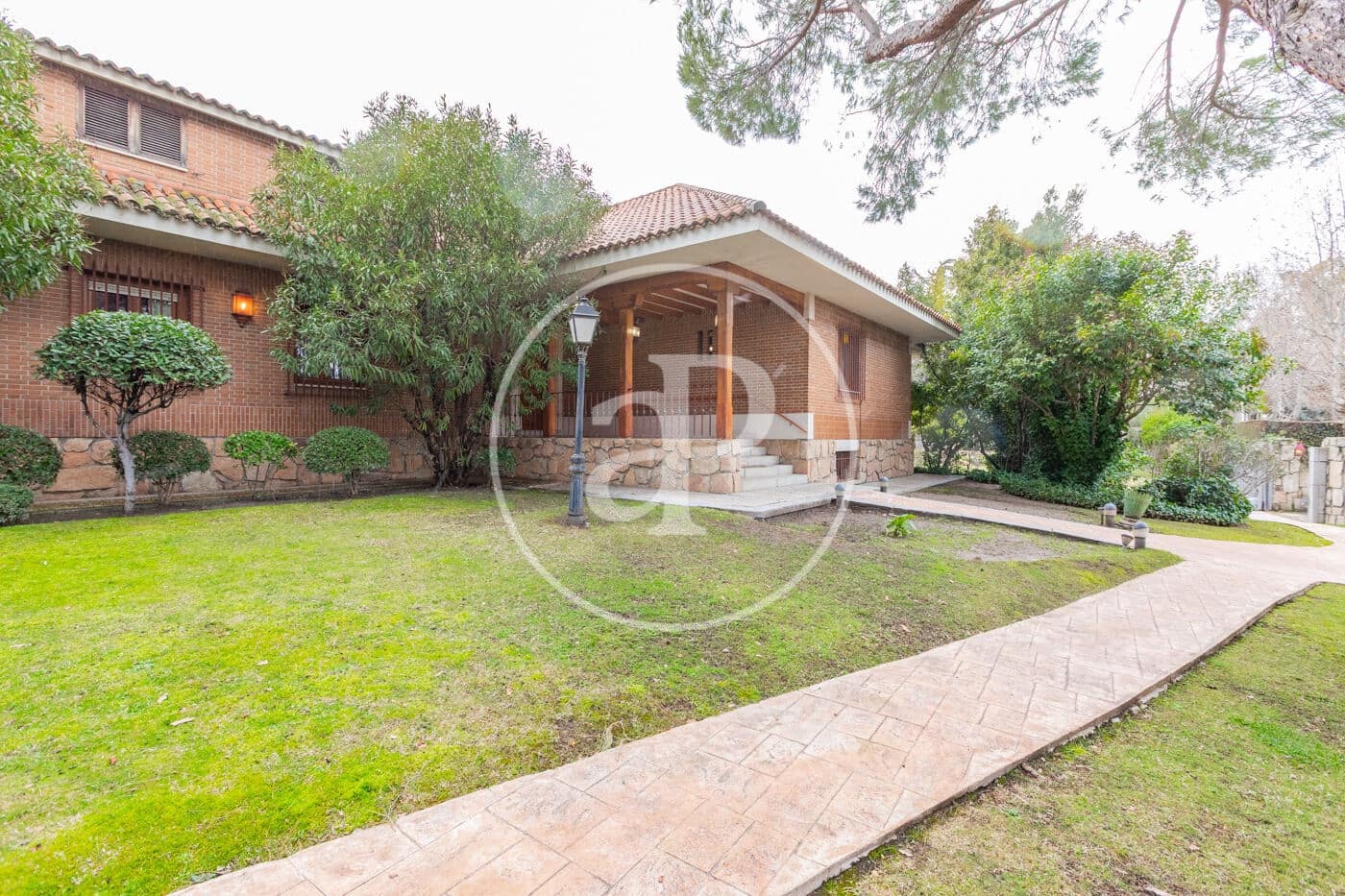 8 Zimmer Villa zu verkaufen in San Sebastian de los Reyes mit Pool - 1.790.000 € (Ref: 9568670)