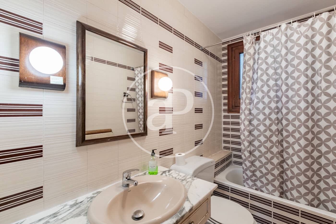 8 Zimmer Villa zu verkaufen in San Sebastian de los Reyes mit Pool - 1.790.000 € (Ref: 9568670)