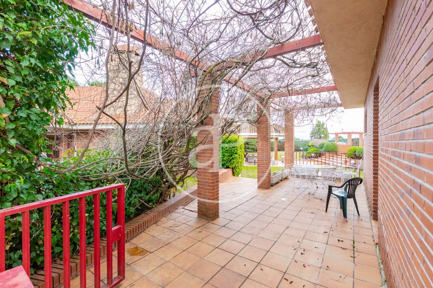 8 Zimmer Villa zu verkaufen in San Sebastian de los Reyes mit Pool - 1.790.000 € (Ref: 9568670)