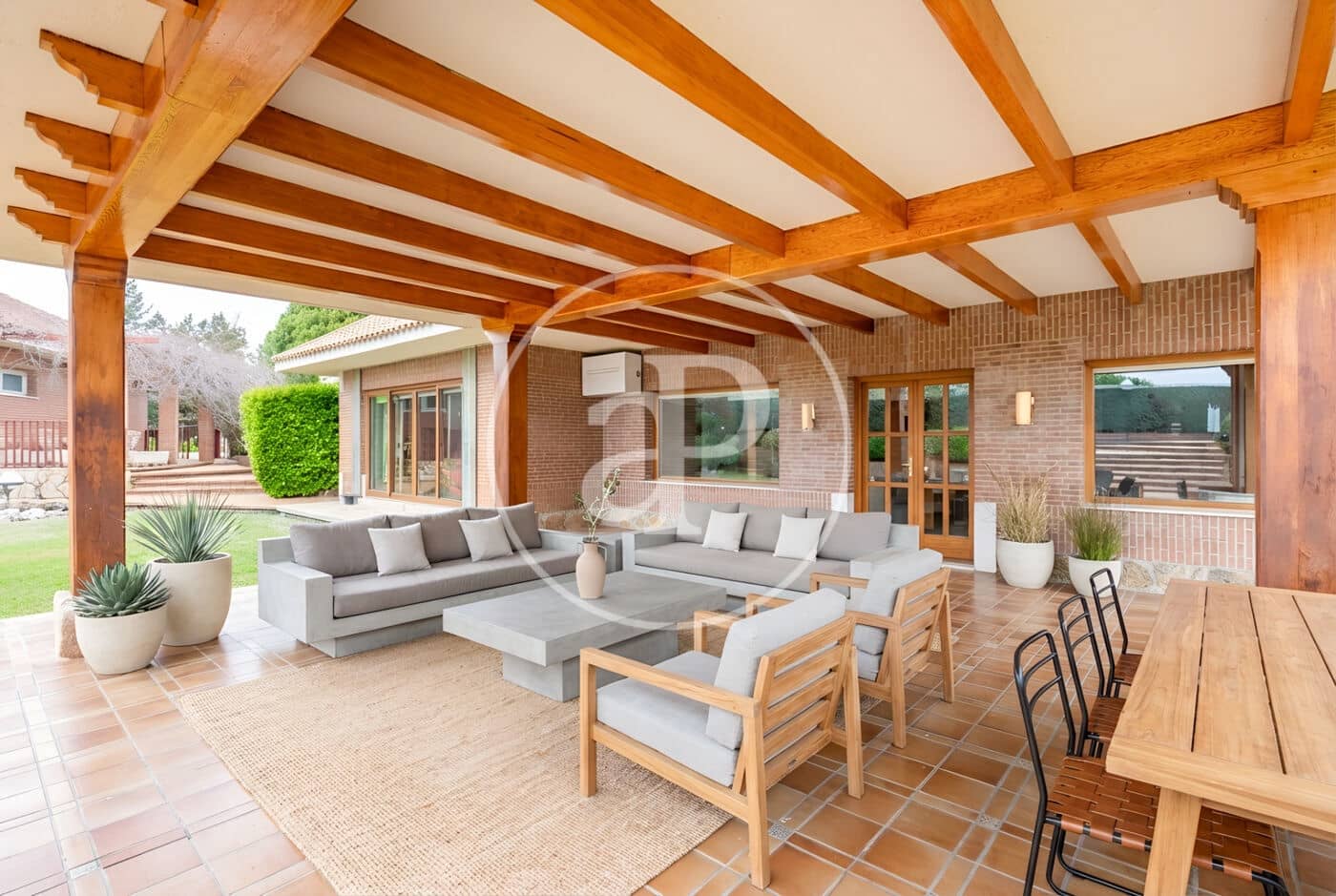 8 Zimmer Villa zu verkaufen in San Sebastian de los Reyes mit Pool - 1.790.000 € (Ref: 9568670)