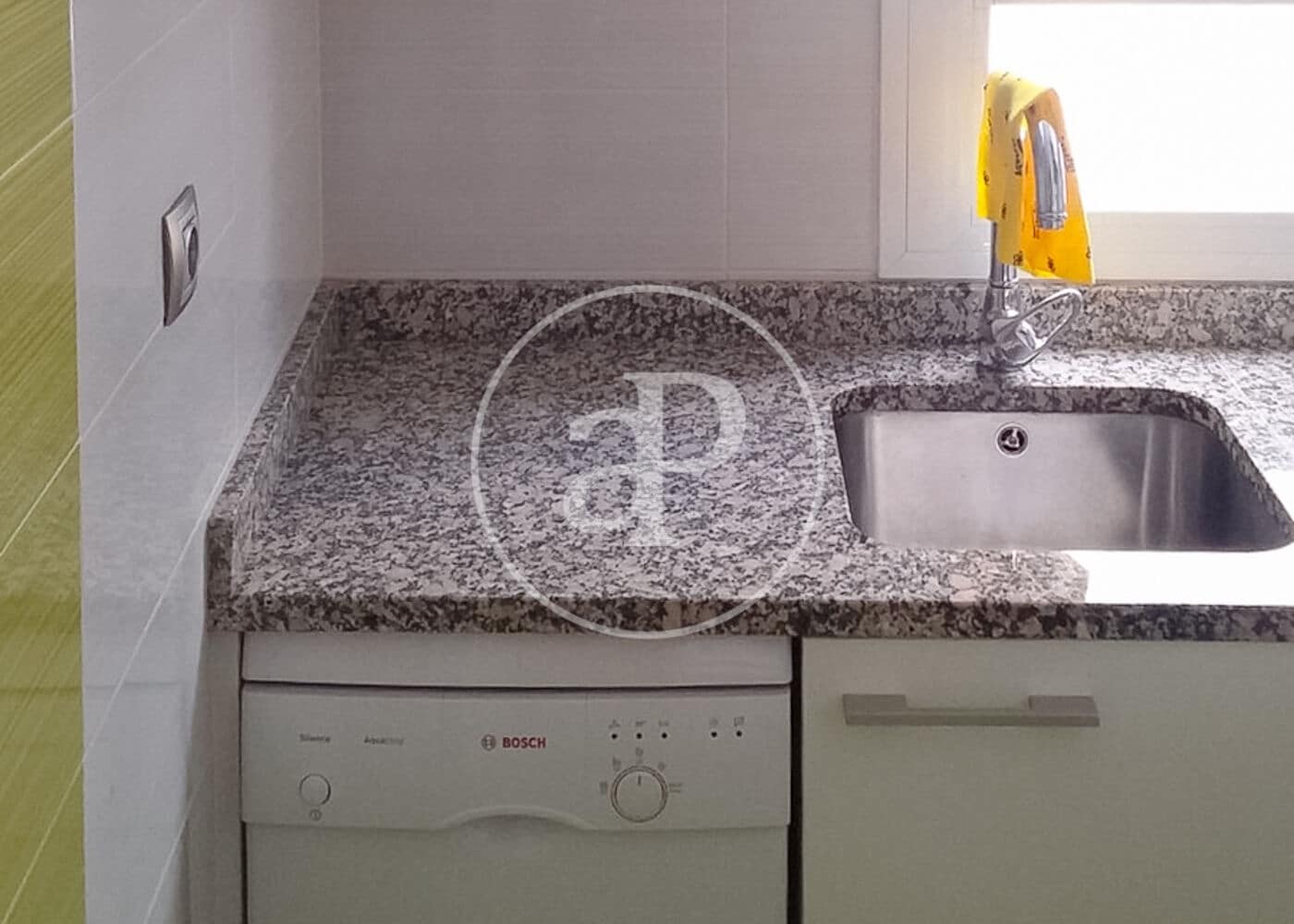 1 soveværelse Lejlighed til leje i Madrid by - € 1.800 (Ref: 9568673)