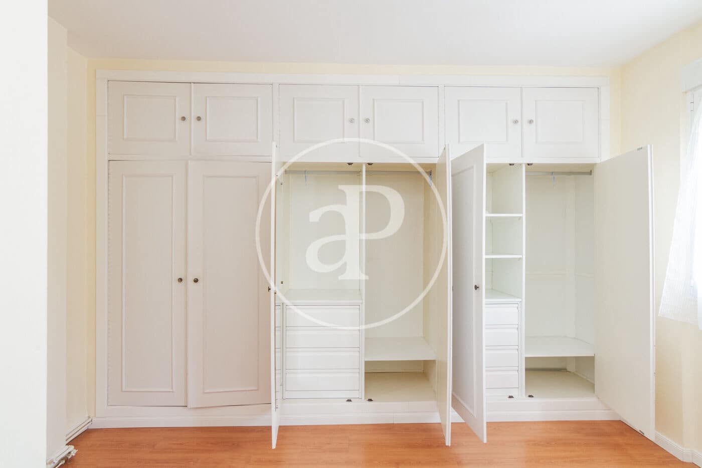 1 soveværelse Lejlighed til leje i Madrid by - € 1.800 (Ref: 9568673)