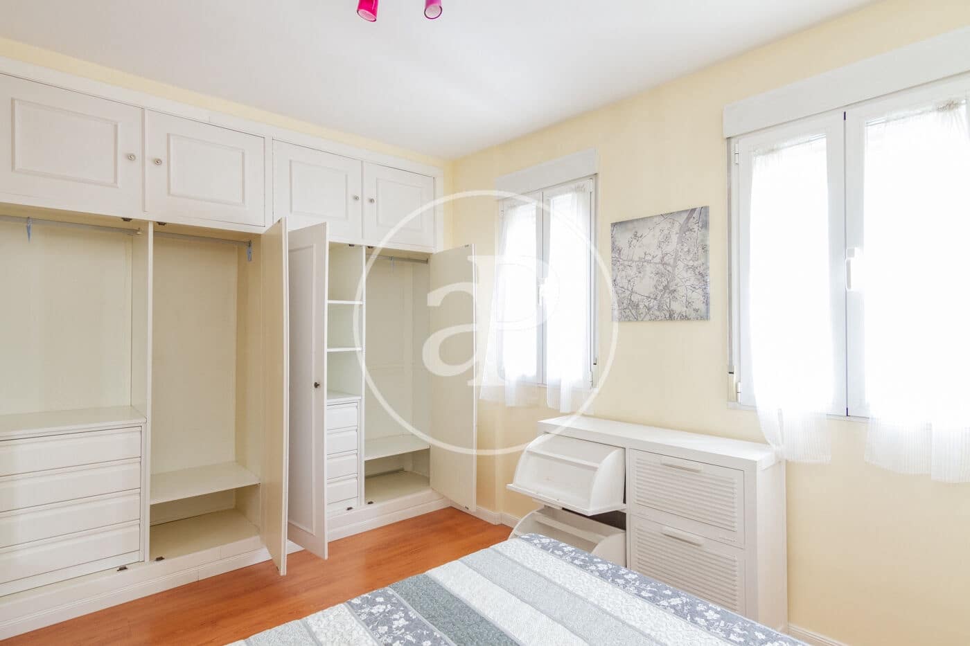 1 soveværelse Lejlighed til leje i Madrid by - € 1.800 (Ref: 9568673)