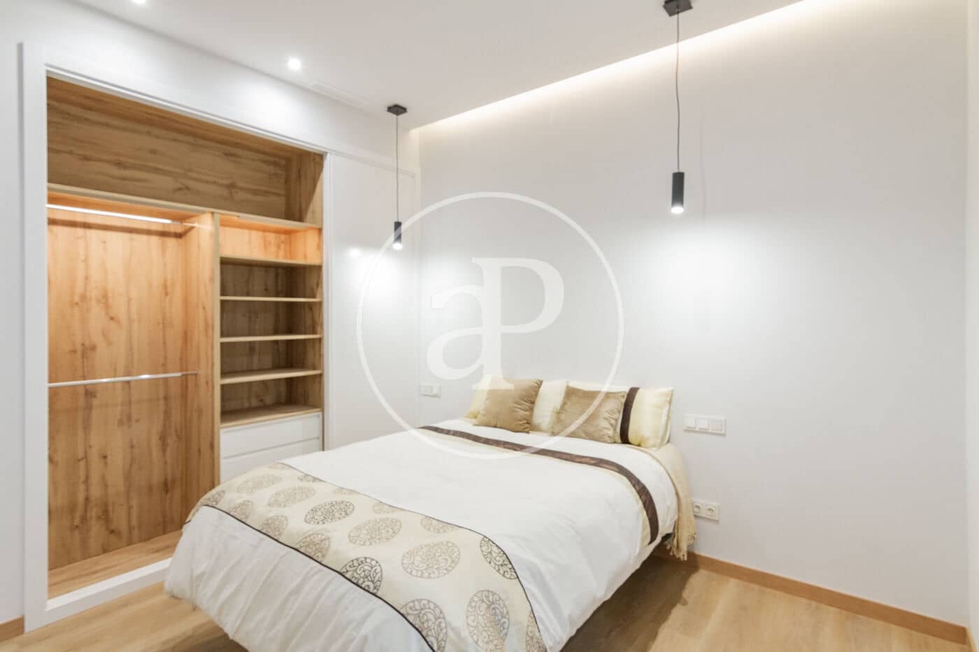 Apartamento de 2 habitaciones en Madrid ciudad en venta - 1.050.000 € (Ref: 9568675)