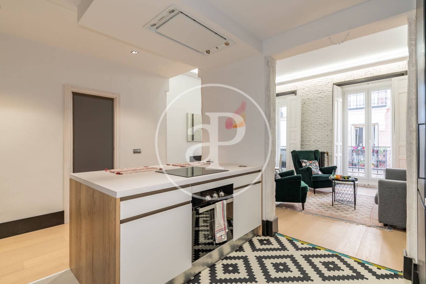 1 soveværelse Lejlighed til leje i Madrid by - € 2.400 (Ref: 9568676)