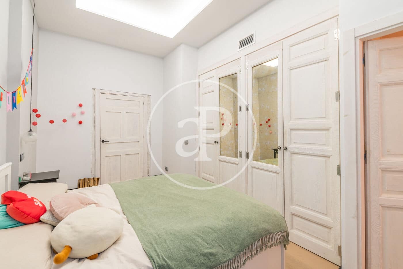 1 soveværelse Lejlighed til leje i Madrid by - € 2.400 (Ref: 9568676)