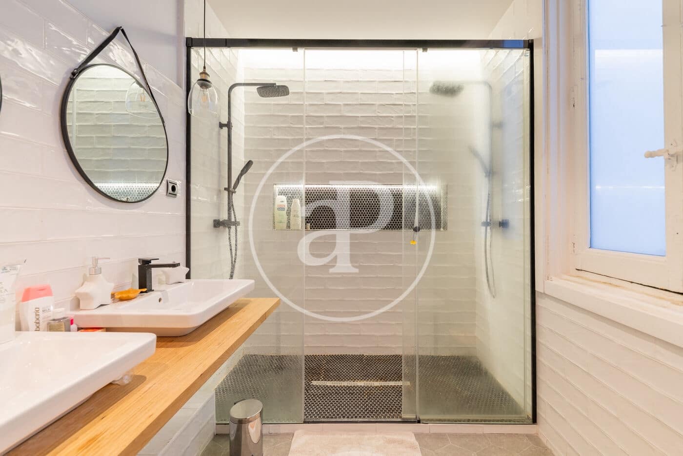 1 soveværelse Lejlighed til leje i Madrid by - € 2.400 (Ref: 9568676)