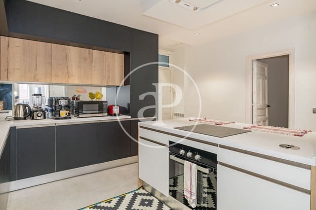 1 soveværelse Lejlighed til leje i Universidad, Madrid by - € 2.400 (Ref: 9568676)