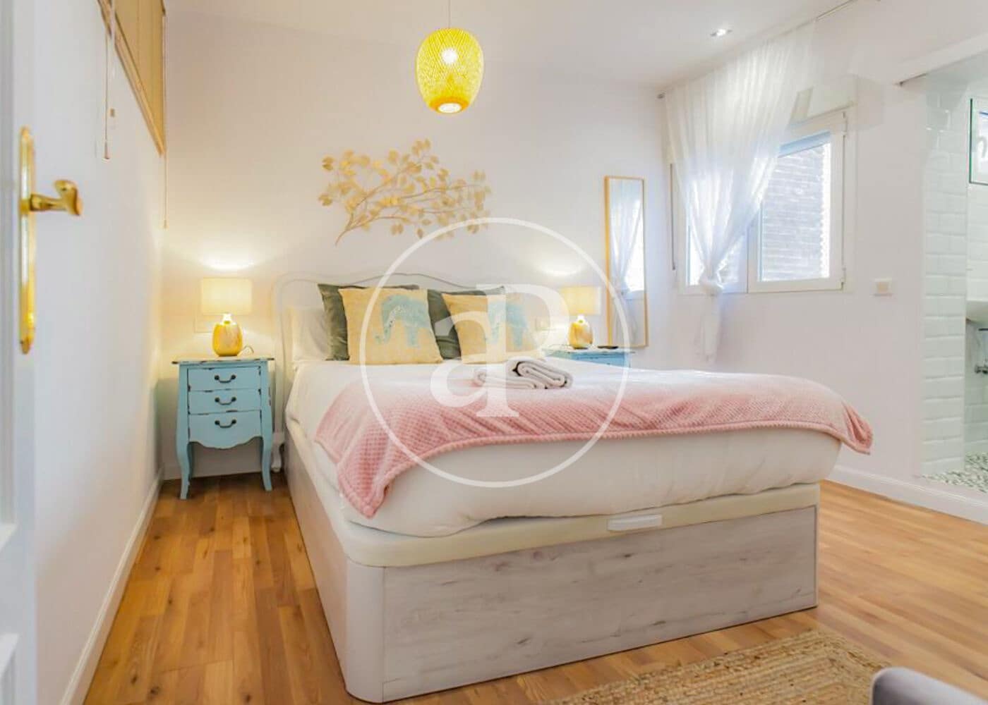 Appartement de 2 chambres à louer à Madrid ville - 1 950 € (Ref: 9568677)