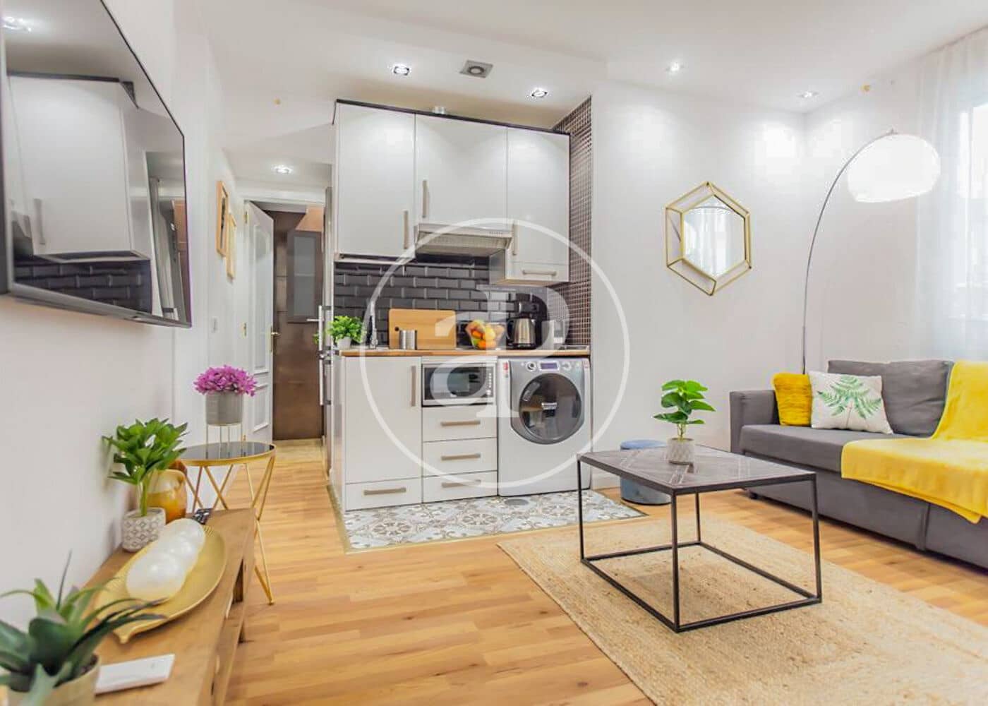 Appartement de 2 chambres à louer à Madrid ville - 1 950 € (Ref: 9568677)