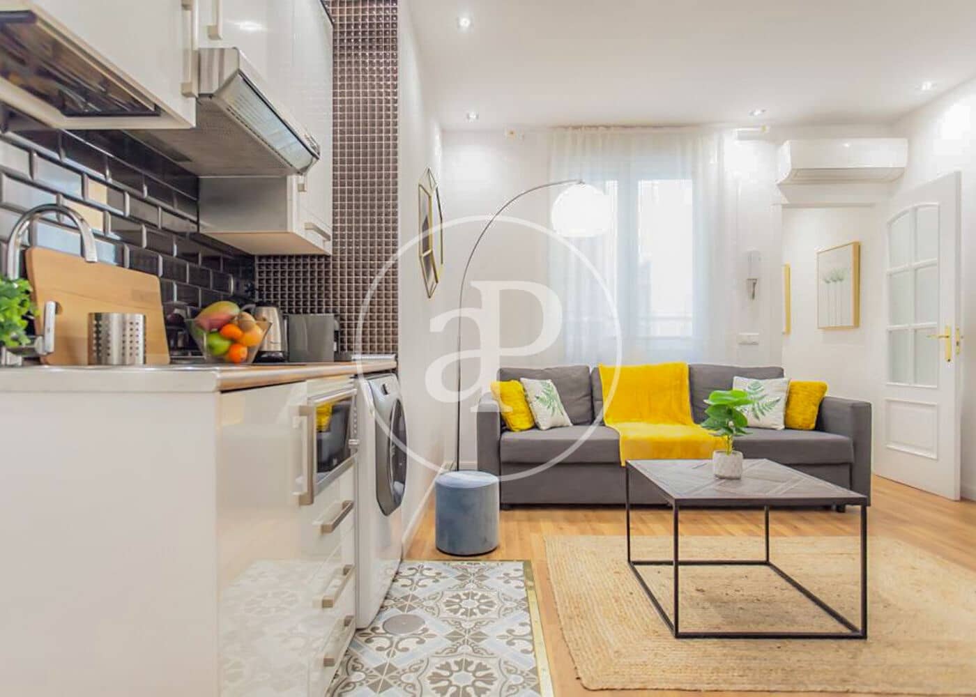 Appartement de 2 chambres à louer à Madrid ville - 1 950 € (Ref: 9568677)