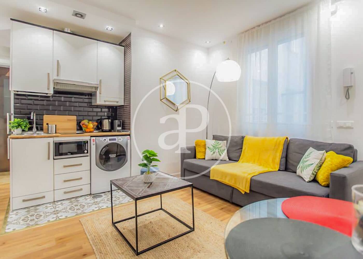 Appartement de 2 chambres à louer à Madrid ville - 1 950 € (Ref: 9568677)