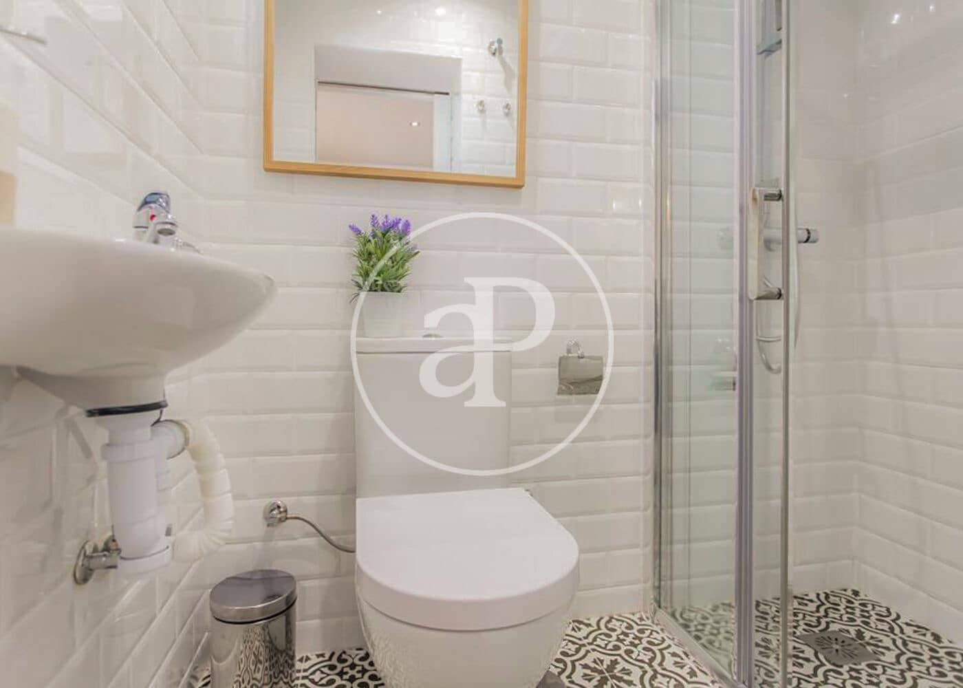 Appartement de 2 chambres à louer à Madrid ville - 1 950 € (Ref: 9568677)