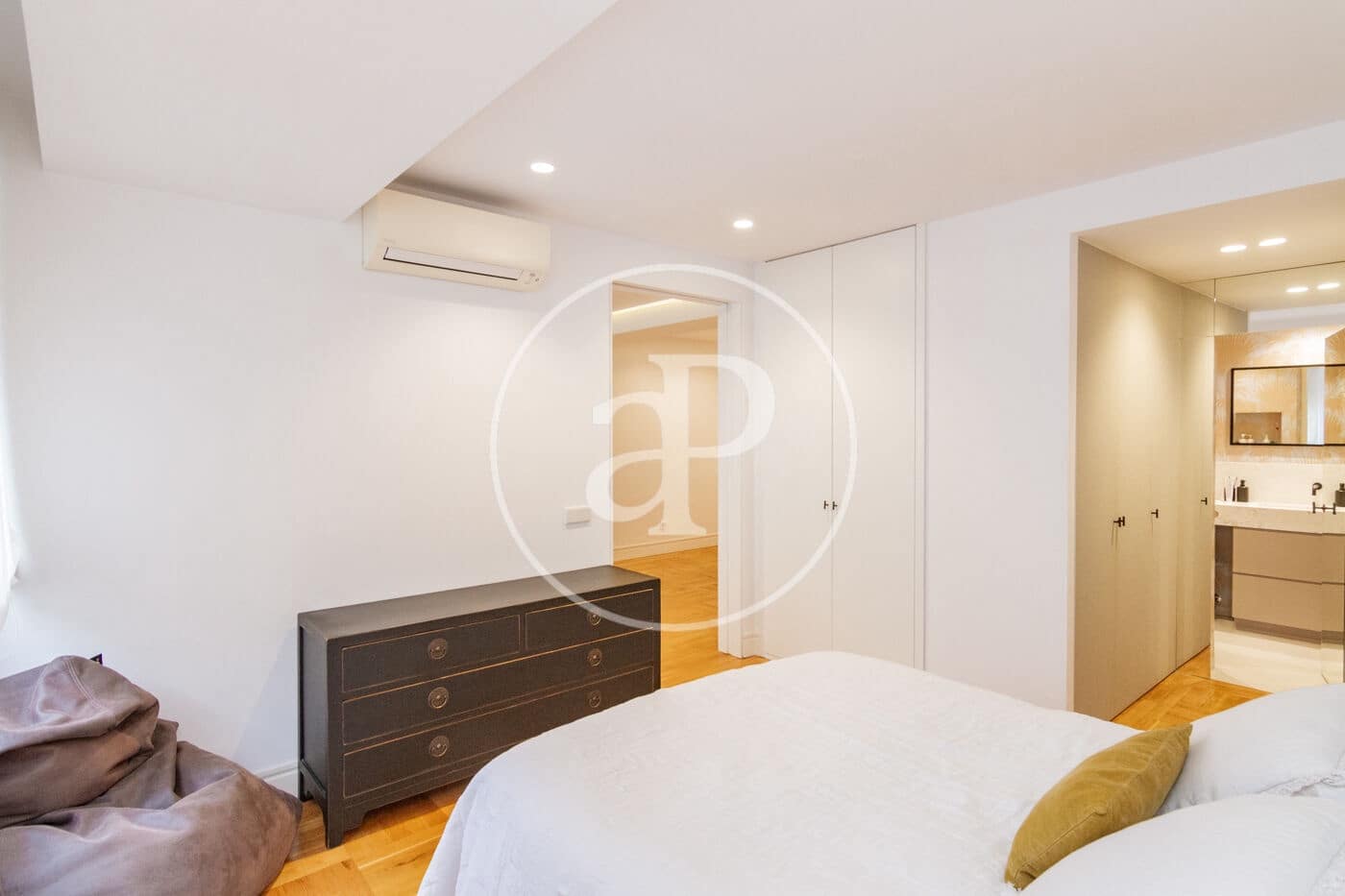 Apartamento de 1 habitación en Madrid ciudad en alquiler - 3.300 € (Ref: 9568678)