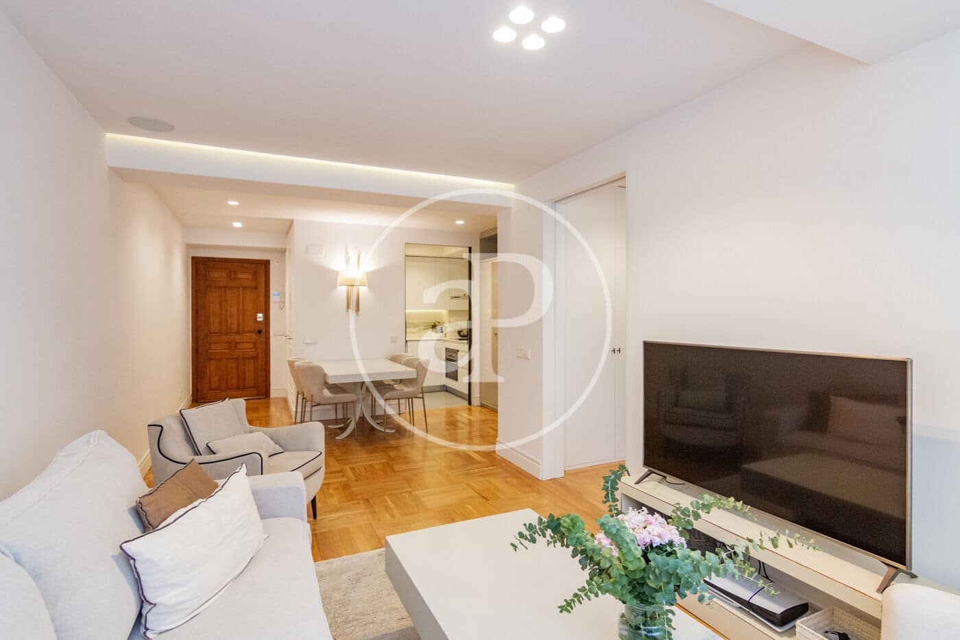 Apartamento de 1 habitación en Madrid ciudad en alquiler - 3.300 € (Ref: 9568678)