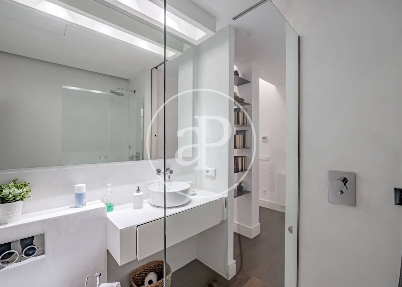 3 makuuhuone Huoneisto vuokrattavana paikassa Madrid kaupunki - 5 500 € (Ref: 9568679)