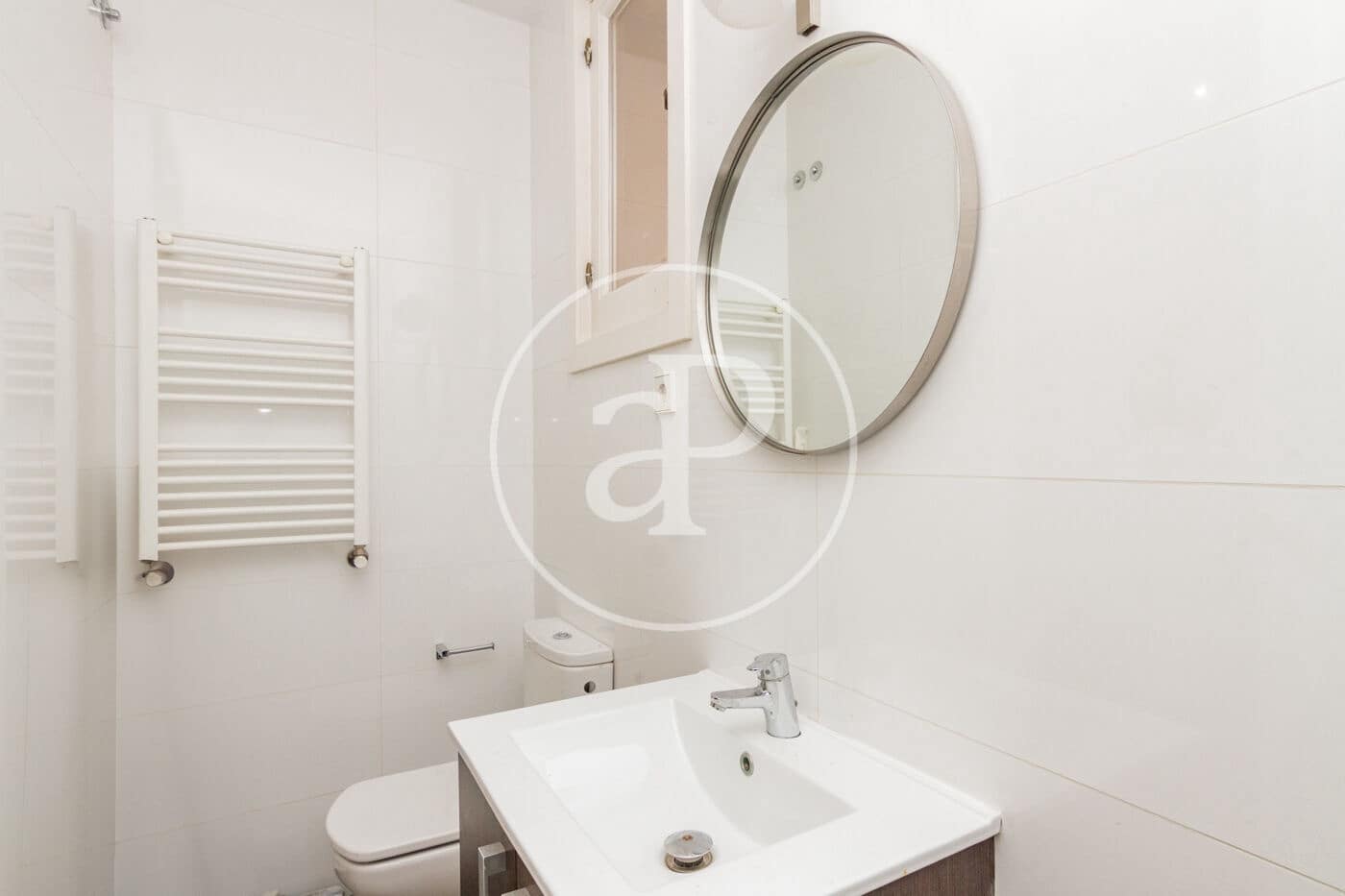 5 soveværelse Lejlighed til leje i Madrid by - € 9.000 (Ref: 9568680)