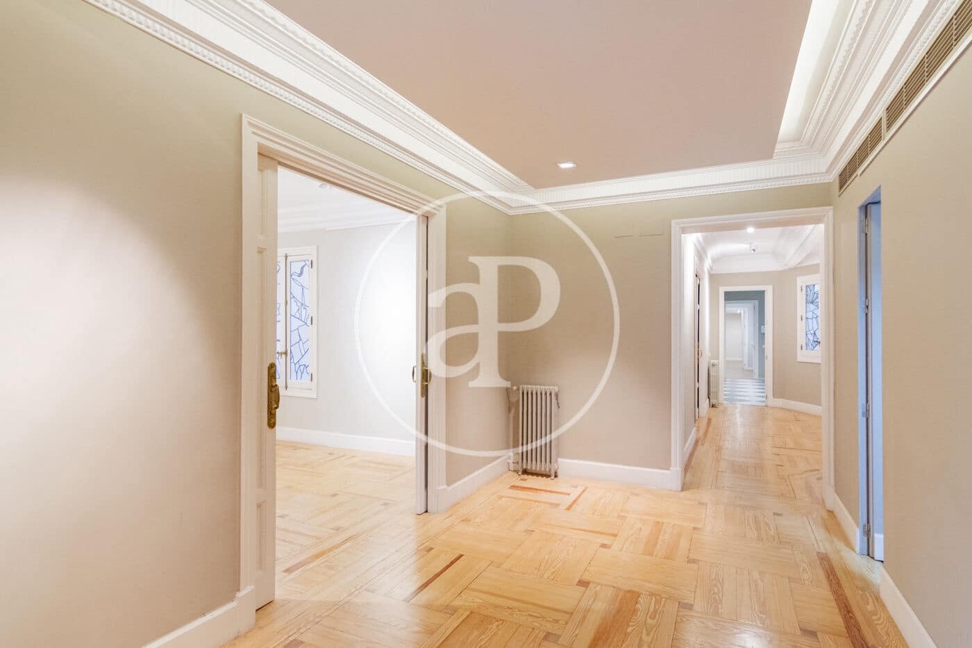 5 soveværelse Lejlighed til leje i Madrid by - € 9.000 (Ref: 9568680)