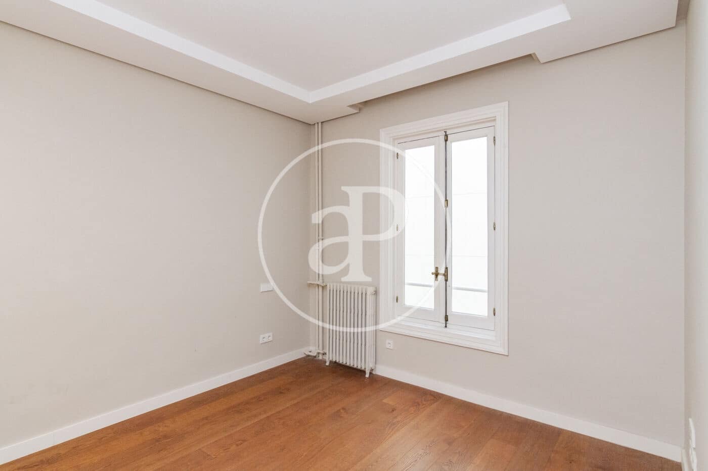 5 soveværelse Lejlighed til leje i Madrid by - € 9.000 (Ref: 9568680)