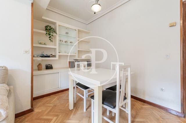 2 slaapkamer Appartement te koop in Ventas, Madrid stad - € 357.000 (Ref: 9568681)