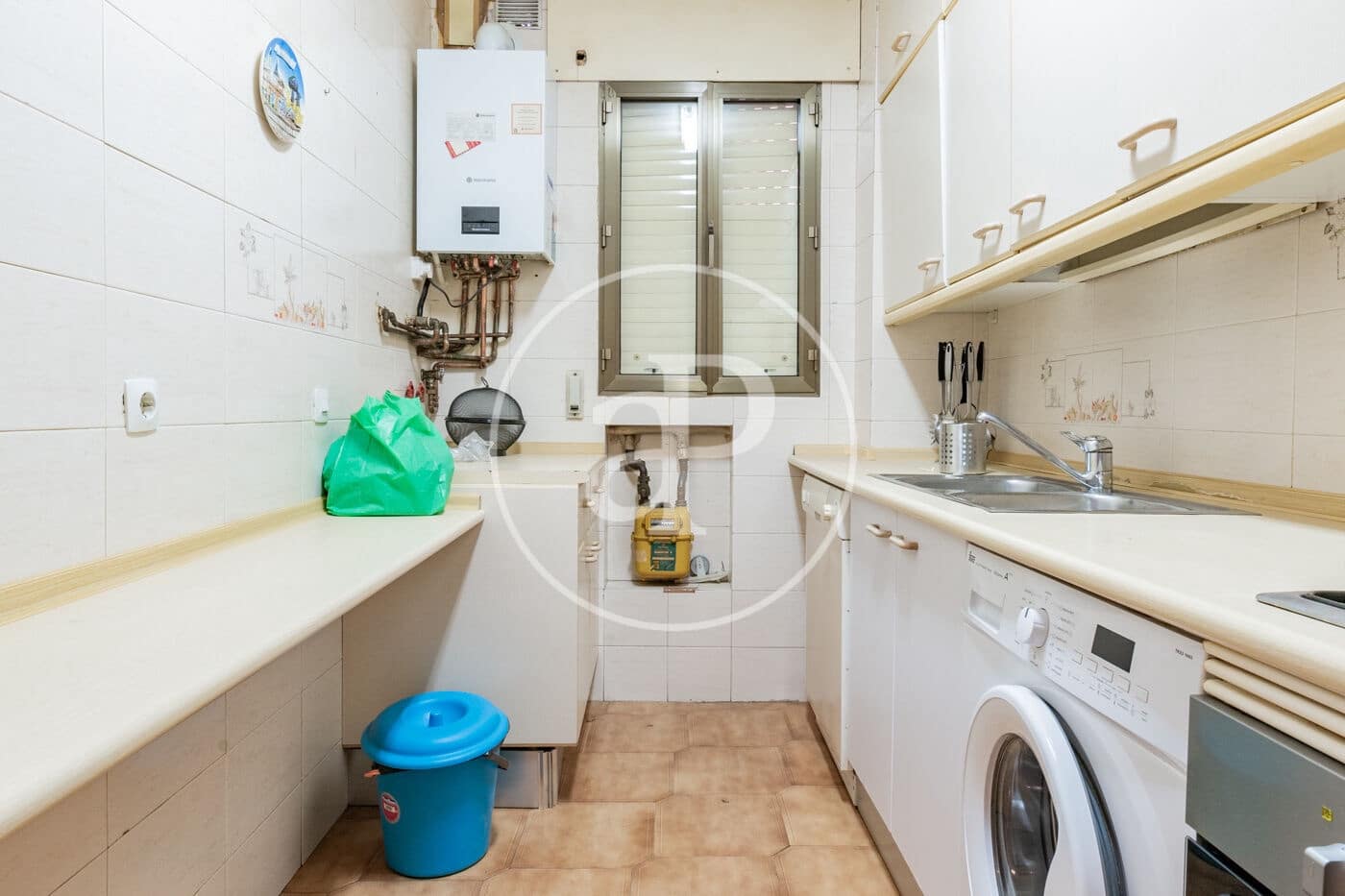 2 soveværelse Lejlighed til salg i Madrid by - € 357.000 (Ref: 9568681)