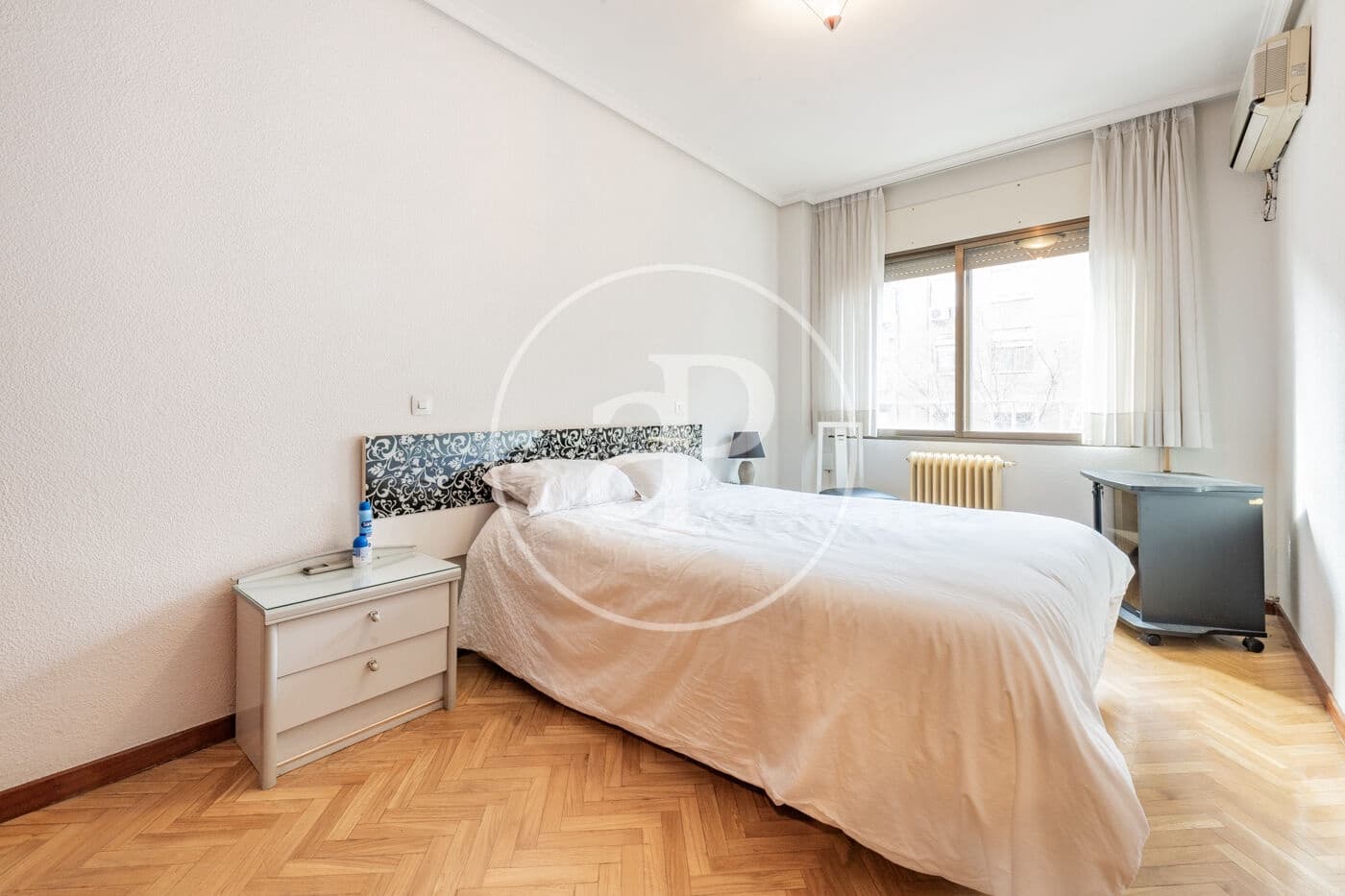 2 soveværelse Lejlighed til salg i Madrid by - € 357.000 (Ref: 9568681)