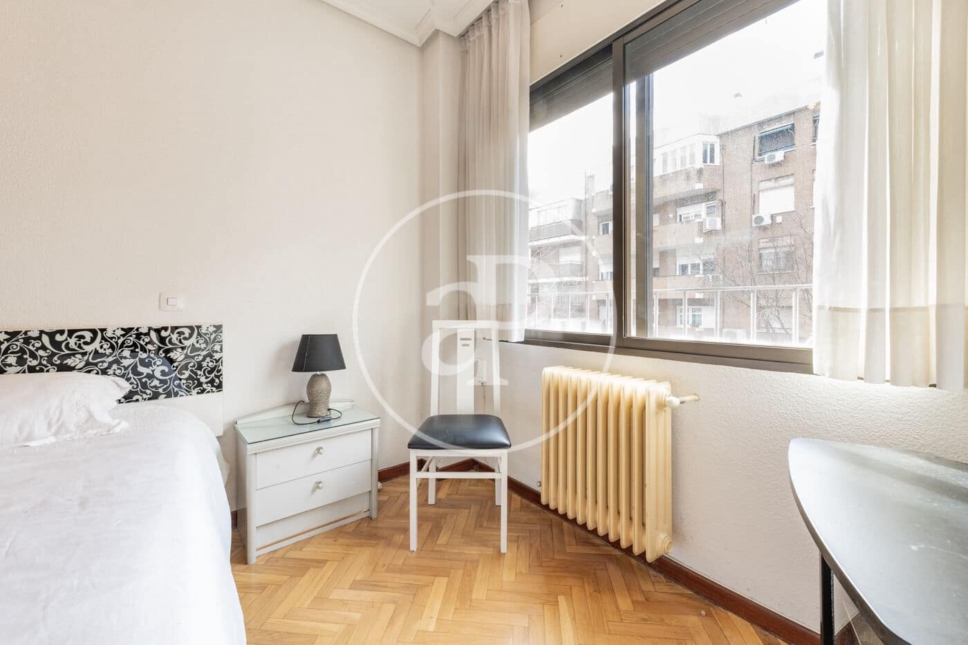 2 soveværelse Lejlighed til salg i Madrid by - € 357.000 (Ref: 9568681)