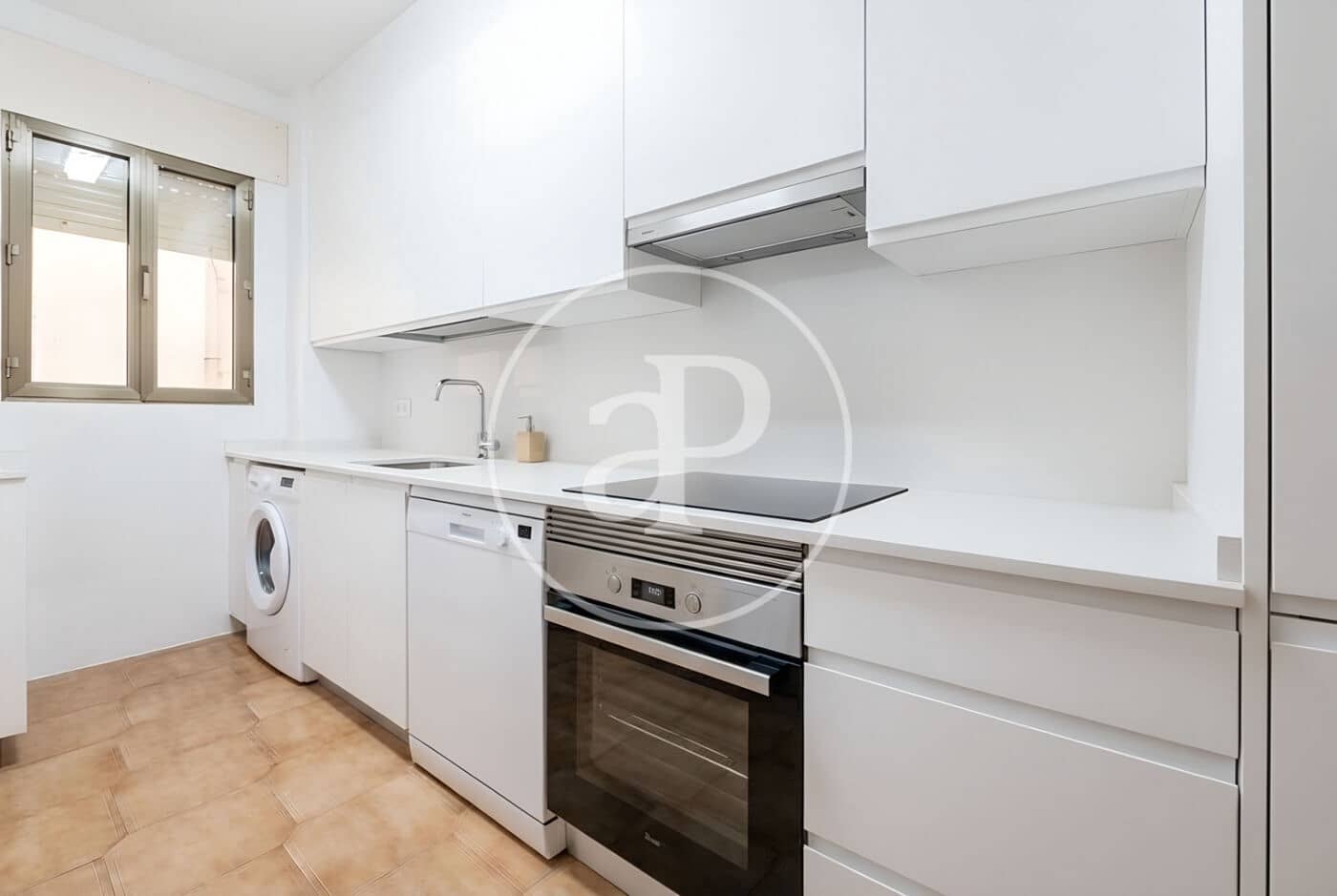 2 slaapkamer Appartement te koop in Madrid stad - € 357.000 (Ref: 9568681)