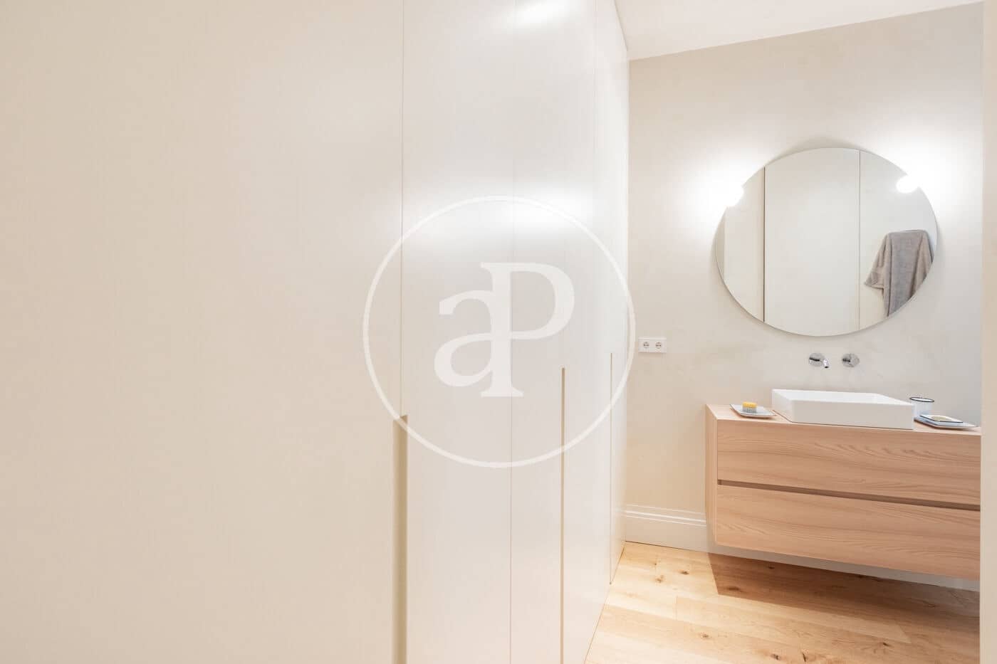 Apartamento de 2 habitaciones en Madrid ciudad en venta - 1.250.000 € (Ref: 9568683)