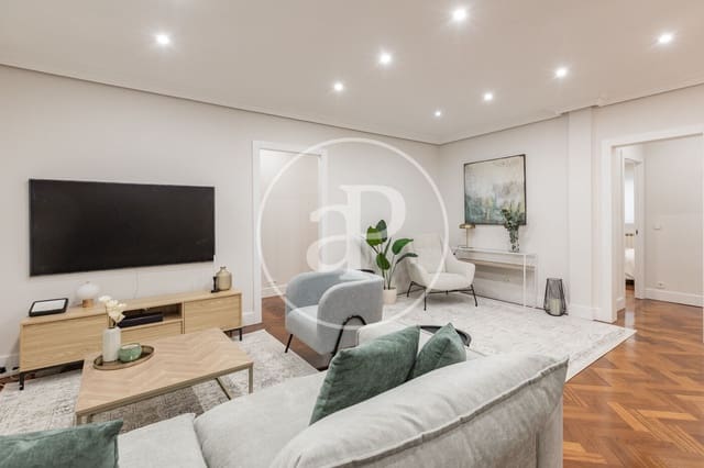 3 soveværelse Lejlighed til leje i Castellana, Madrid by - € 3.700 (Ref: 9571182)