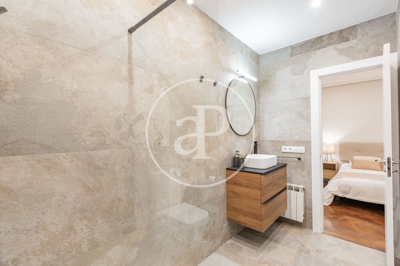 Apartamento de 3 habitaciones en Madrid ciudad en alquiler - 3.700 € (Ref: 9571182)