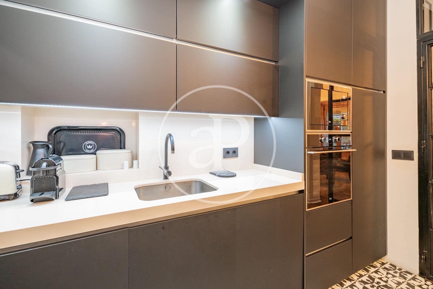 Apartamento de 1 habitación en Madrid ciudad en venta - 950.000 € (Ref: 9571183)