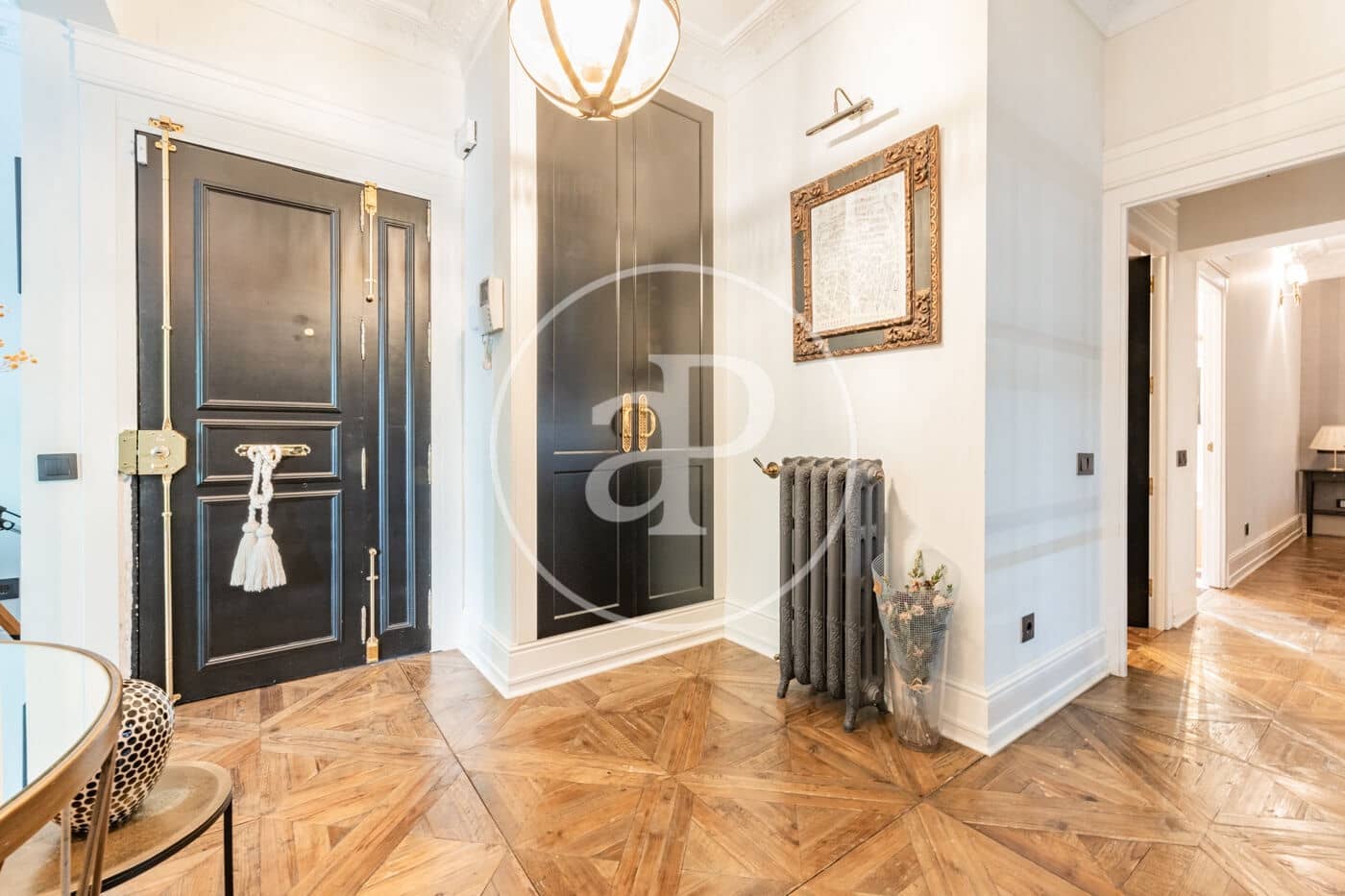 1 bedroom Apartment for sale in Madrid city - € 950,000 (Ref: 9571183)